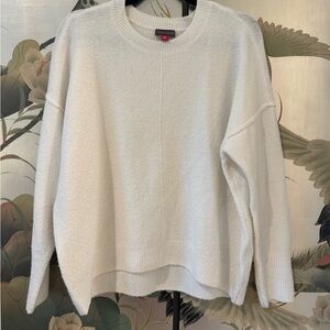 Vince Camuto White Crewneck Sweater with Textured Knit